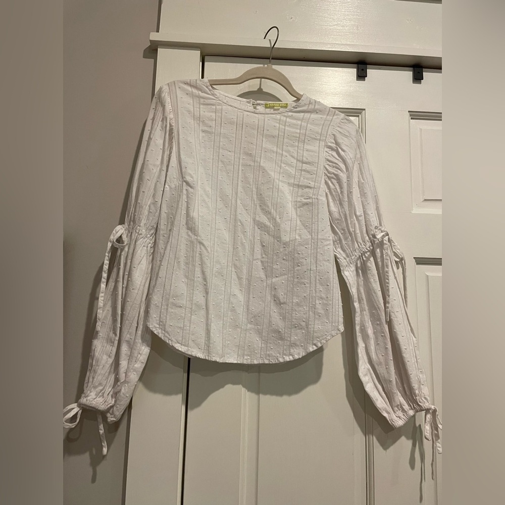 Gianni Bini White Long Sleeve Blouse with Bows on Sleeves